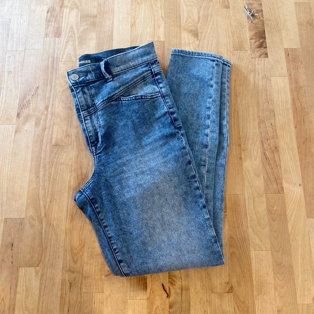 Express High Wasted Acid Wash Skinny Jean